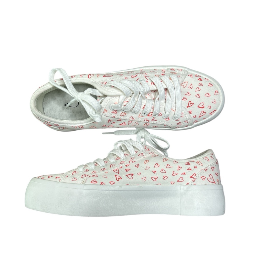 Joie Women’s Red/Orange Heart Patterned Platform Sneakers. NWOB  Size 7